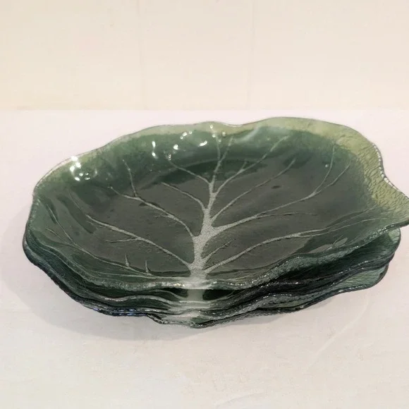 Set of 4 Vintage Green Glass Cabbage Leaf Shaped Serving Dishes Appetizer Plates - Picture 8 of 16